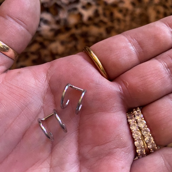 Ear cuffs - Picture 4 of 5